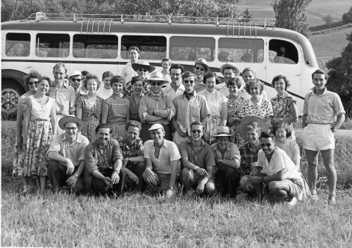 keele-bus-field-trip-toulouse-1955