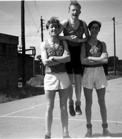 sports-dwebb-kclement-smilner-1954