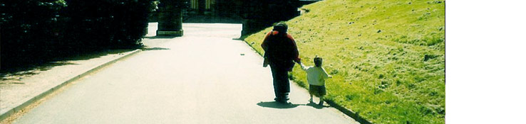main_walking.jpg