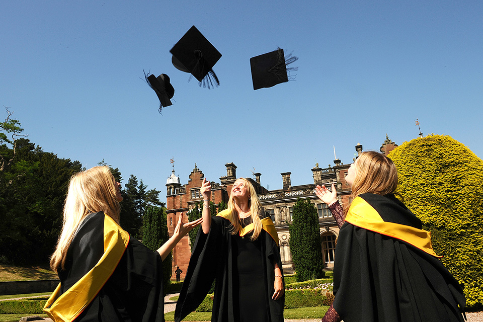 Postgraduate discount for alumni