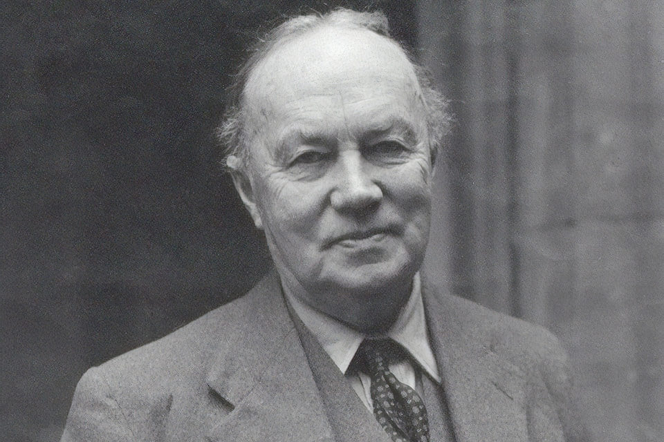 1952 - Founder and inspiration Lord Lindsay sadly dies.