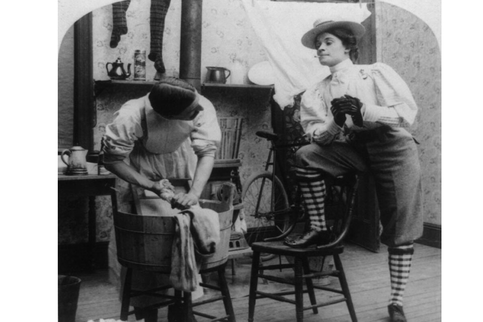 Curious Kids: why were there separate jobs for men and women in Victorian times?