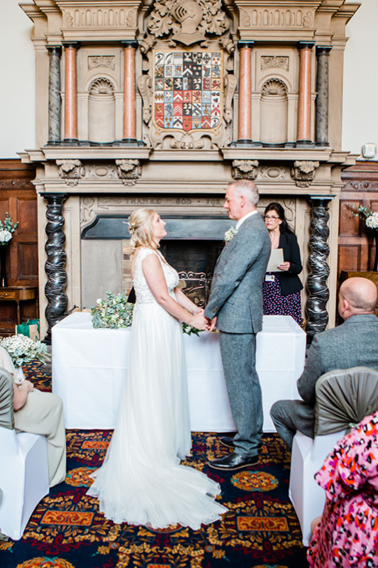 e&c-weddings-late-availability-image3-533x800.jpg 