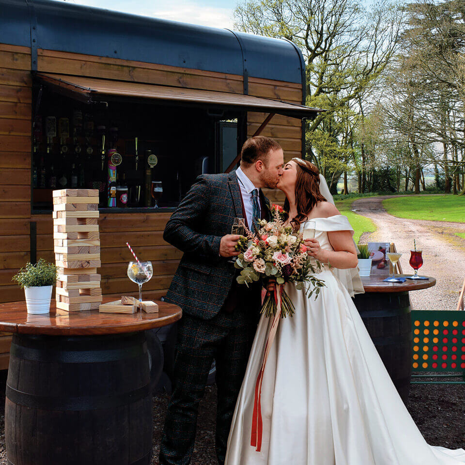 e&c-weddings-grounds-image6-960x960.jpg
