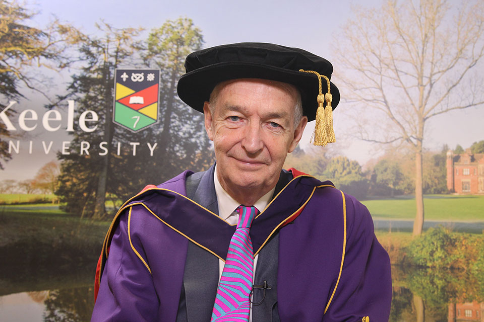 Broadcaster Jon Snow receives honorary degree