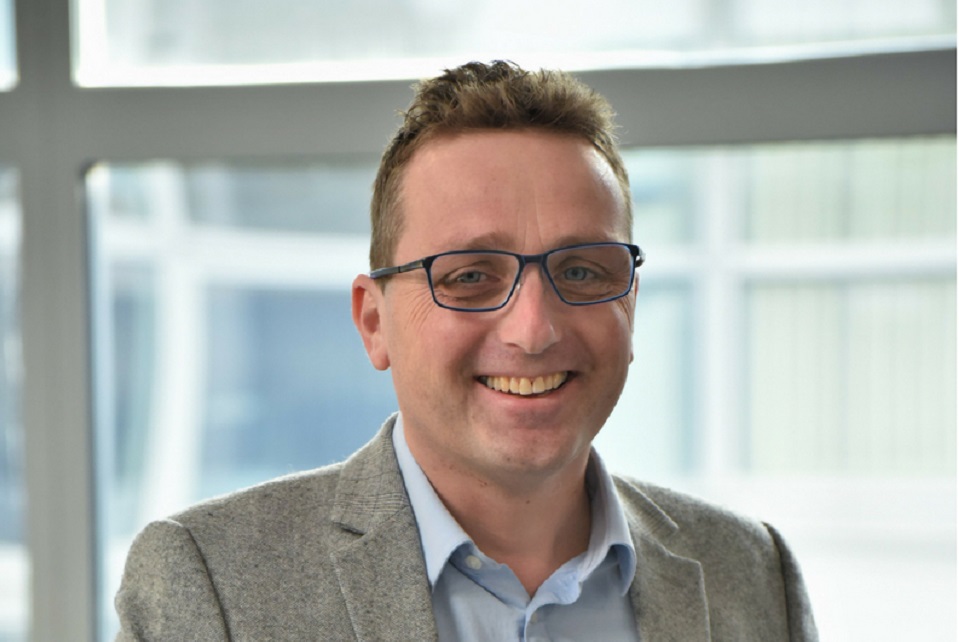 Keele professor to co-lead new research group to help people living with arthritis 