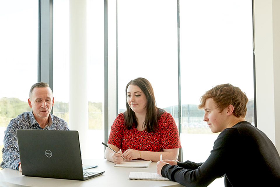 senior-leadership-mba-apprenticeship-keele-employers