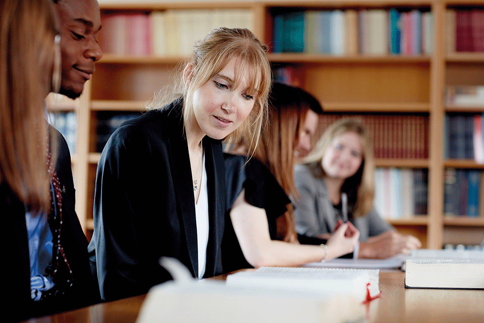 Transition to Leadership Programme 2022 - Call for Expressions of Interest 