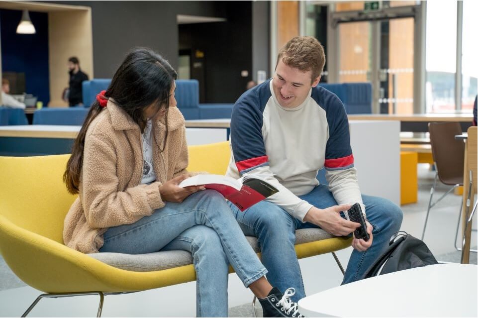 Students at the Smart Innovation Hub