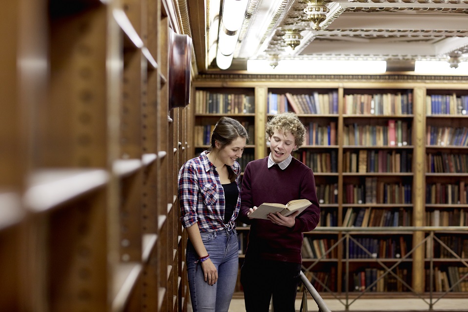 Synthesising Reading 