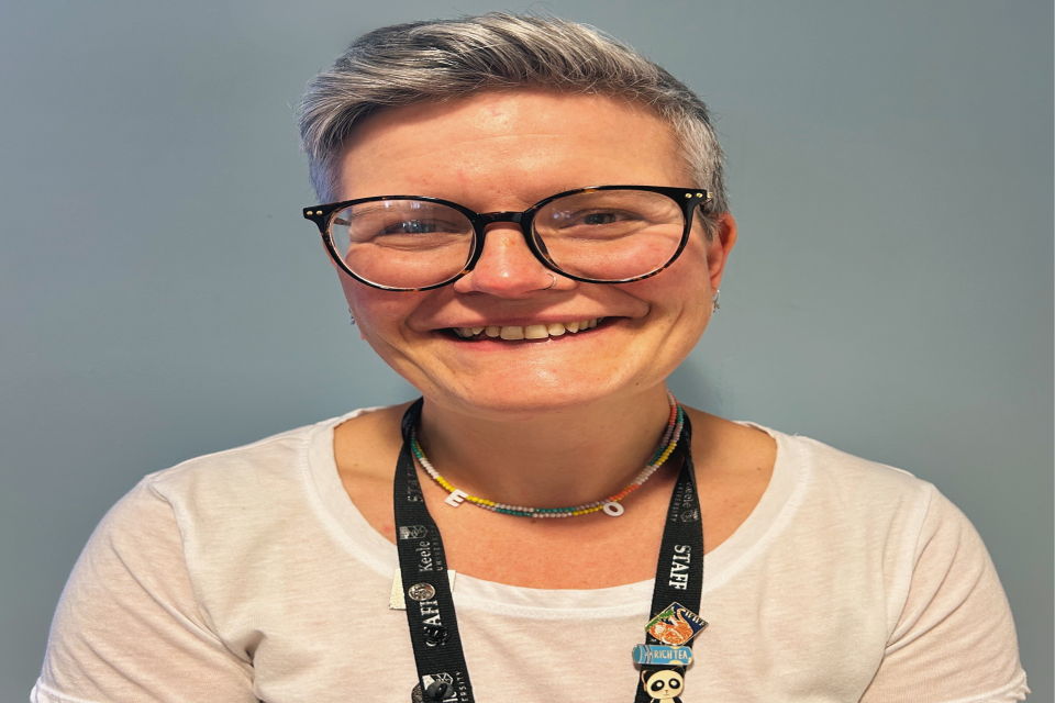 Your Librarian is... Claire Smith