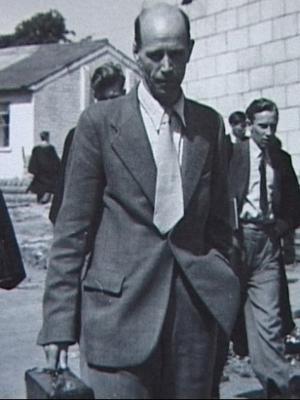 prof-gallie-1952
