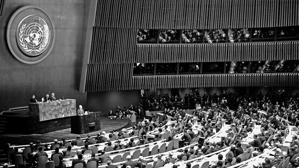 President Eisenhower gives his 'Atoms for Peace' Speech to the United Nations General Assembly, 9th Dec. 1953. Available at: https://www.flickr.com/photos/nrcgov/14678902765. Public Domain: https://www.flickr.com/people/nrcgov/.