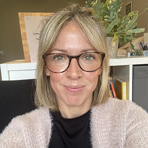 Dr Clare E Griffiths 