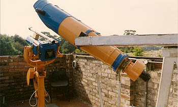 Binoculars 1990