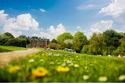 Keele Hall lawn