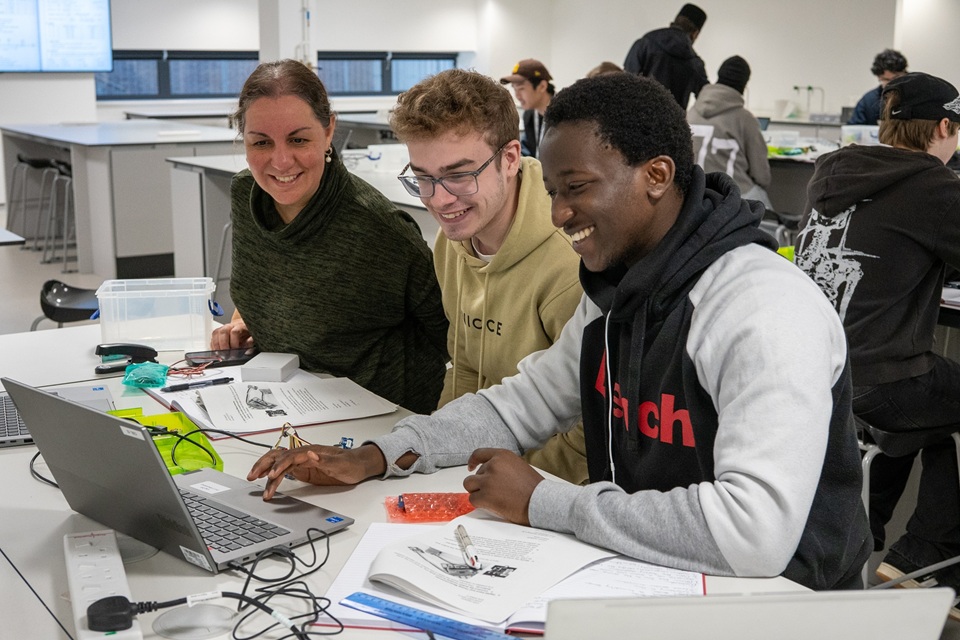 Keele University’s pioneer cohort of engineering students begin their studies