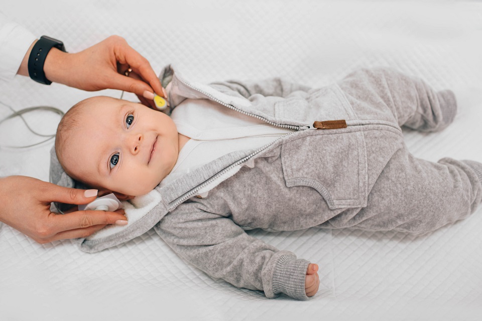 New research examining brain activity in babies born with hearing loss