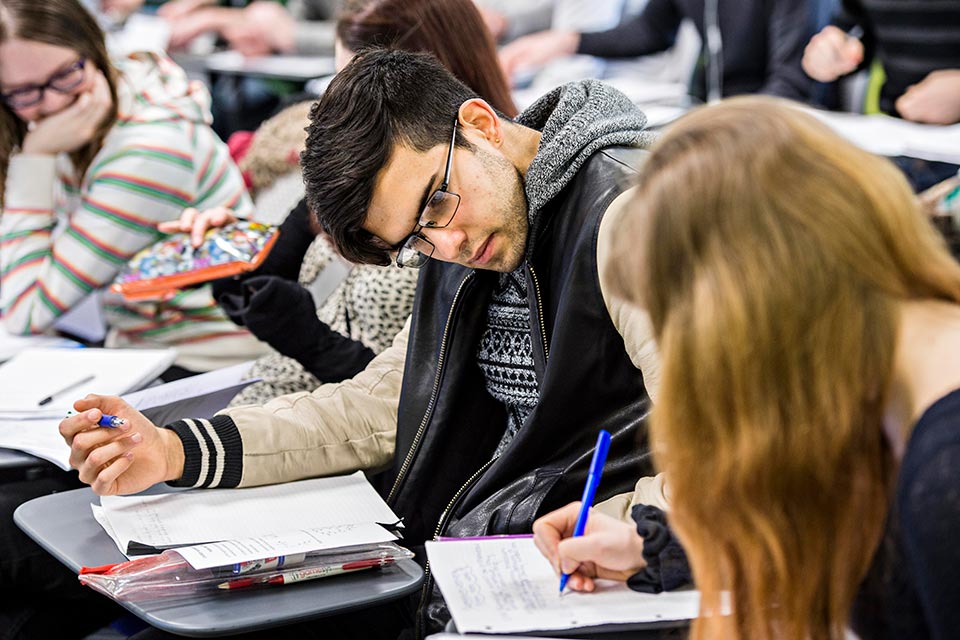 BA (Hons) International Governance and Public Policy