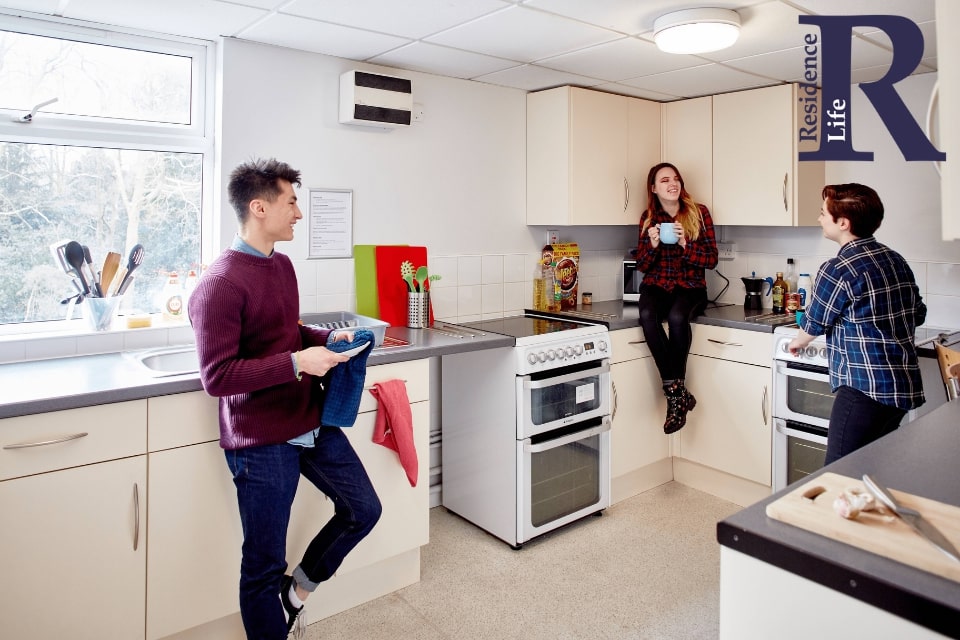 Link to uni hacks living independently
