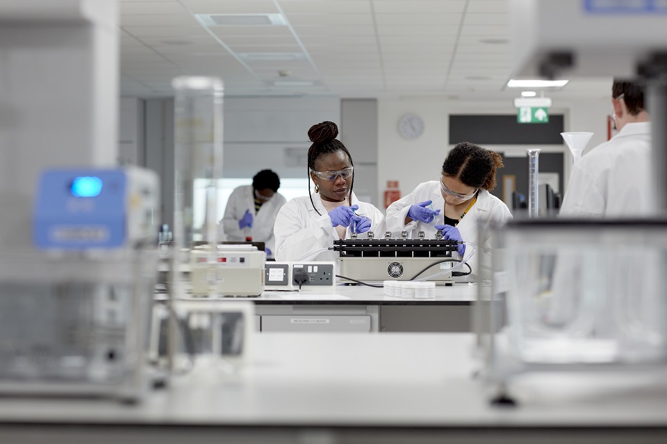 Microbiology and Immunology students working in lab at Keele
