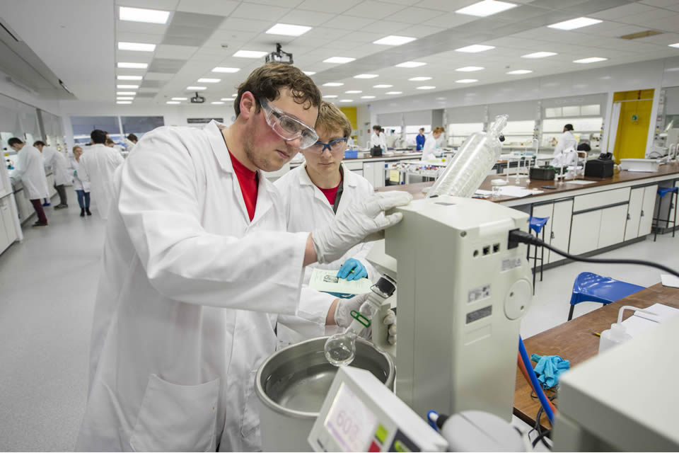 BSc Chemistry with Materials Chemistry