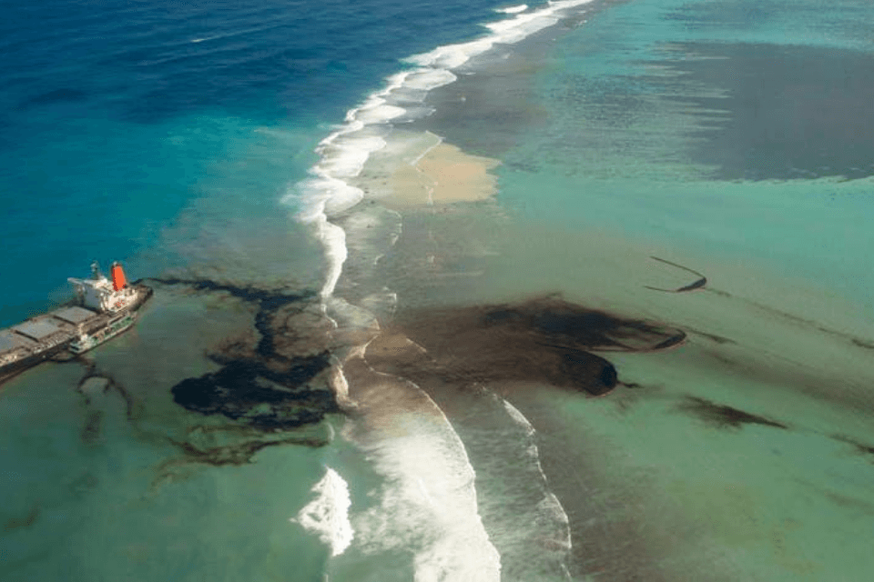 Blog: Mauritius is reeling from a spreading oil spill