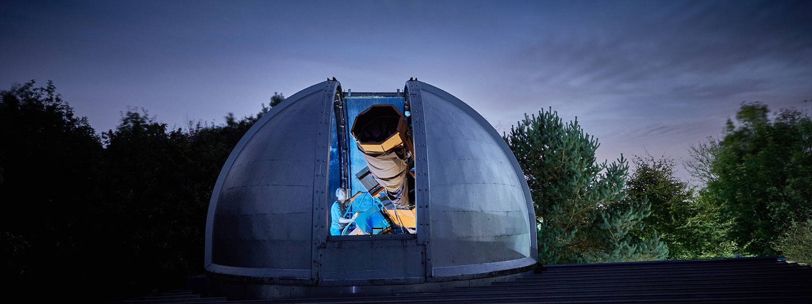 Astrophysics banner - telescope