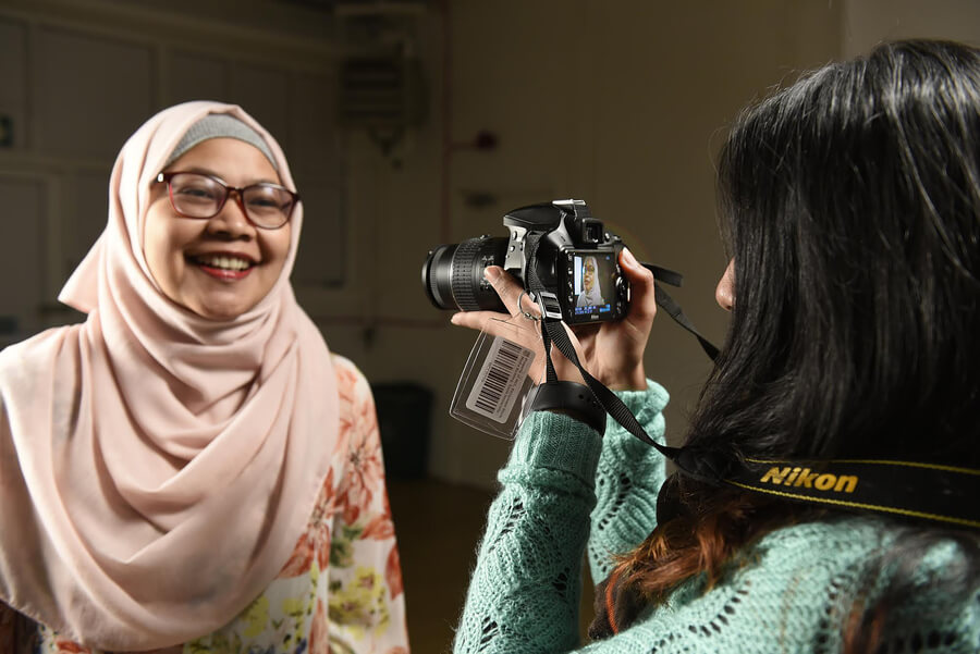 Image of two women in a meeting